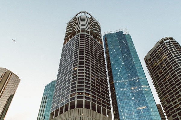 high rise buildings are perfect for brush coating pipes